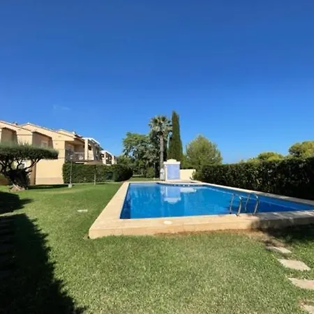 Apartment Magnifico Adosado En Urbanizacion Con Piscina